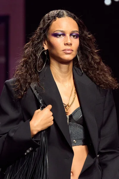 Look 35